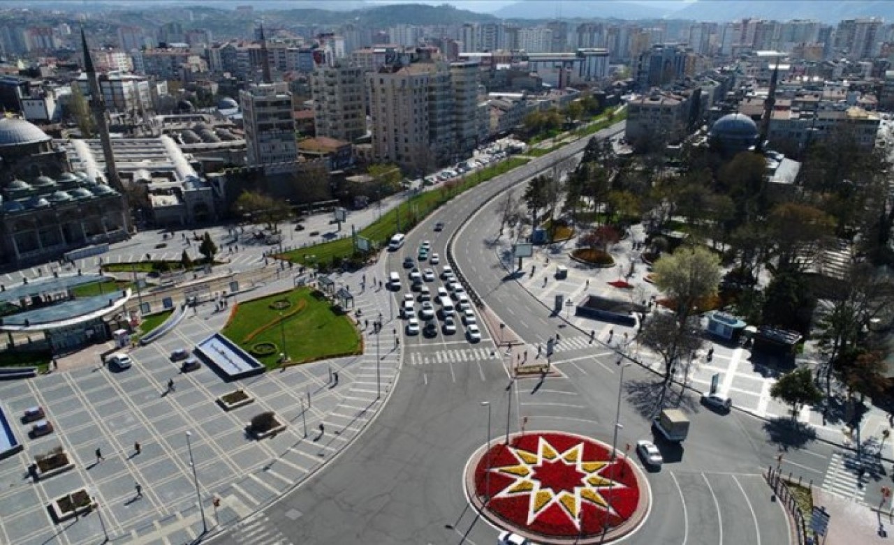 Valilik duyurdu: Kamu kurumlarında mesai saatlerine düzenleme