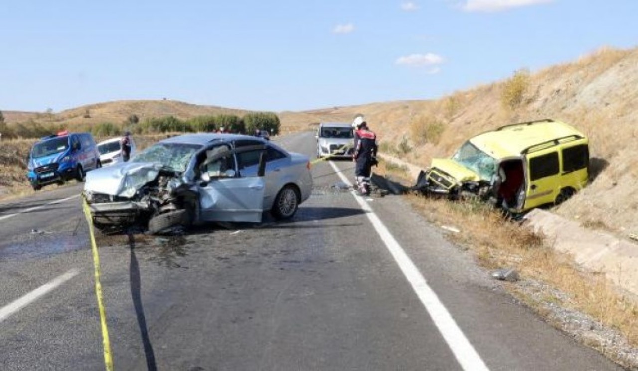 Yozgat'ta feci kaza: Ahmet Güneş ve Ahmet Pekyürek öldü