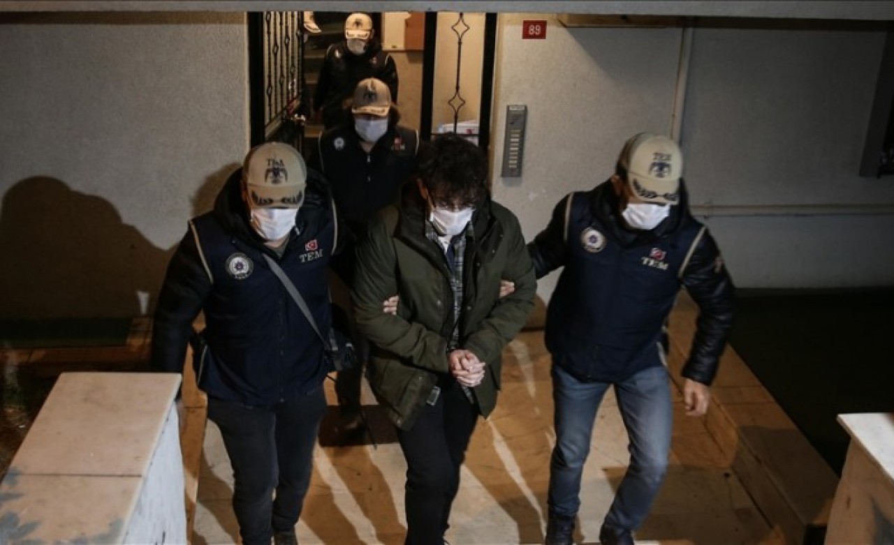 17 ilde 'Ankesör' operasyonu: Kıskıvrak yakalandılar!