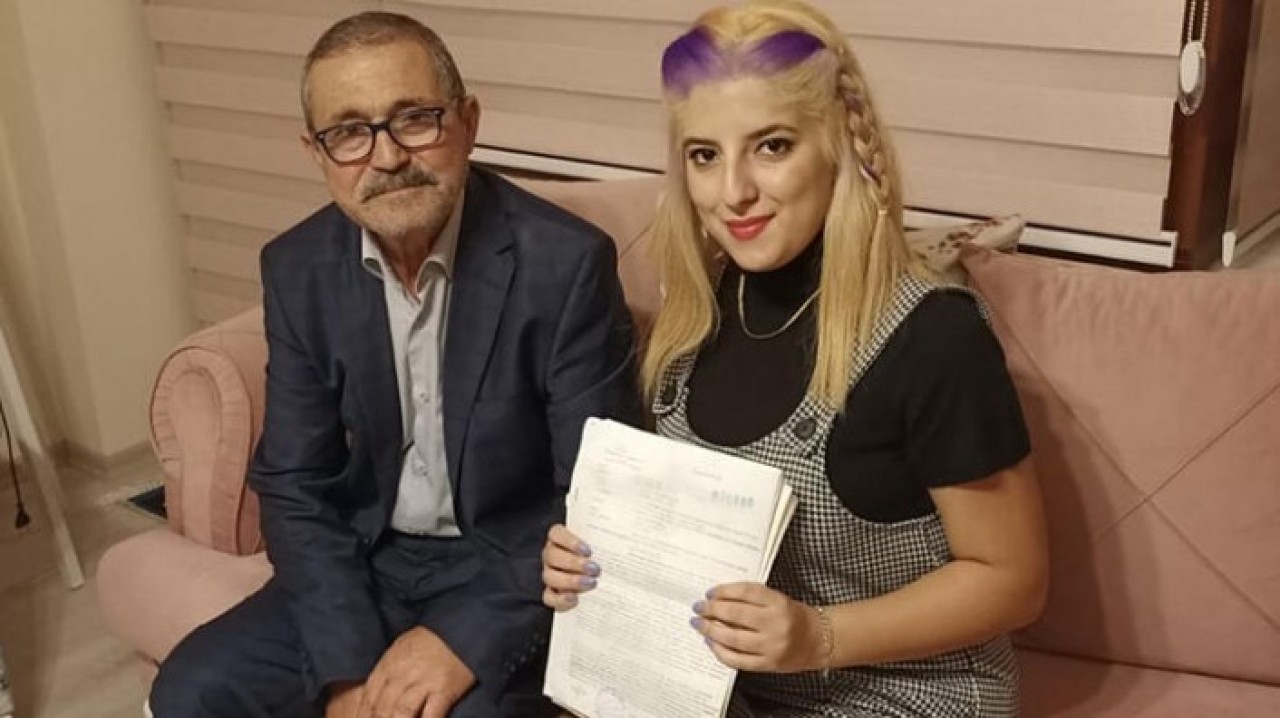 27 yıl sonra gerçek adının Hülya Çilek olduğunu öğrendi: Arzu Karadeniz gerçek ailesini arıyor