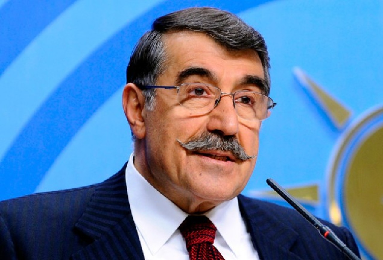 Abdülkadir Aksu hastaneye kaldırıldı