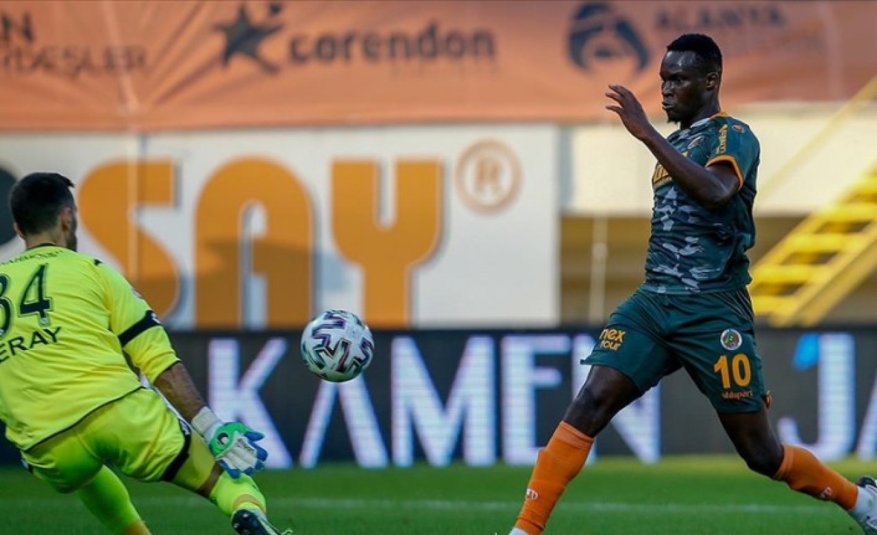 Alanyaspor Konyaspor maçında Babacar farkı