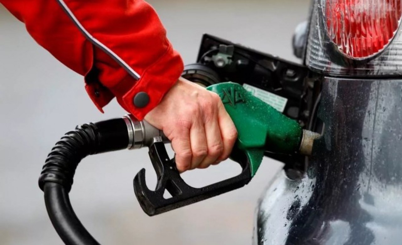 Araç sahiplerine kötü haber: Benzine büyük zam geliyor