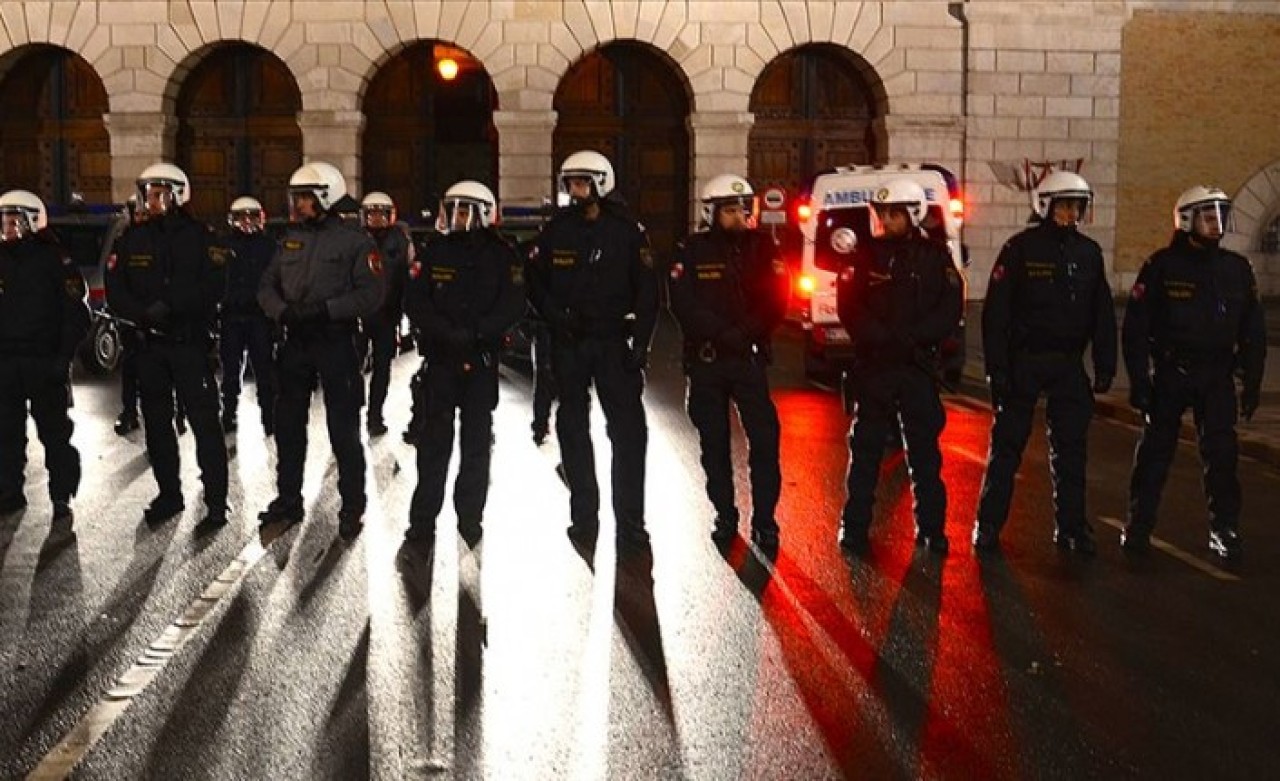 Avusturya'nın başkenti Viyana'da silahlı çatışma