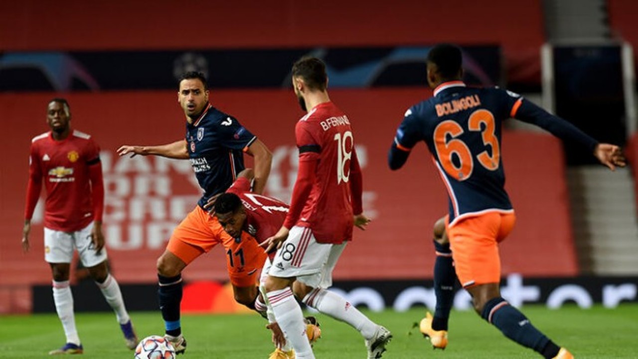 Başakşehir,  Manchester'a farklı yenildi