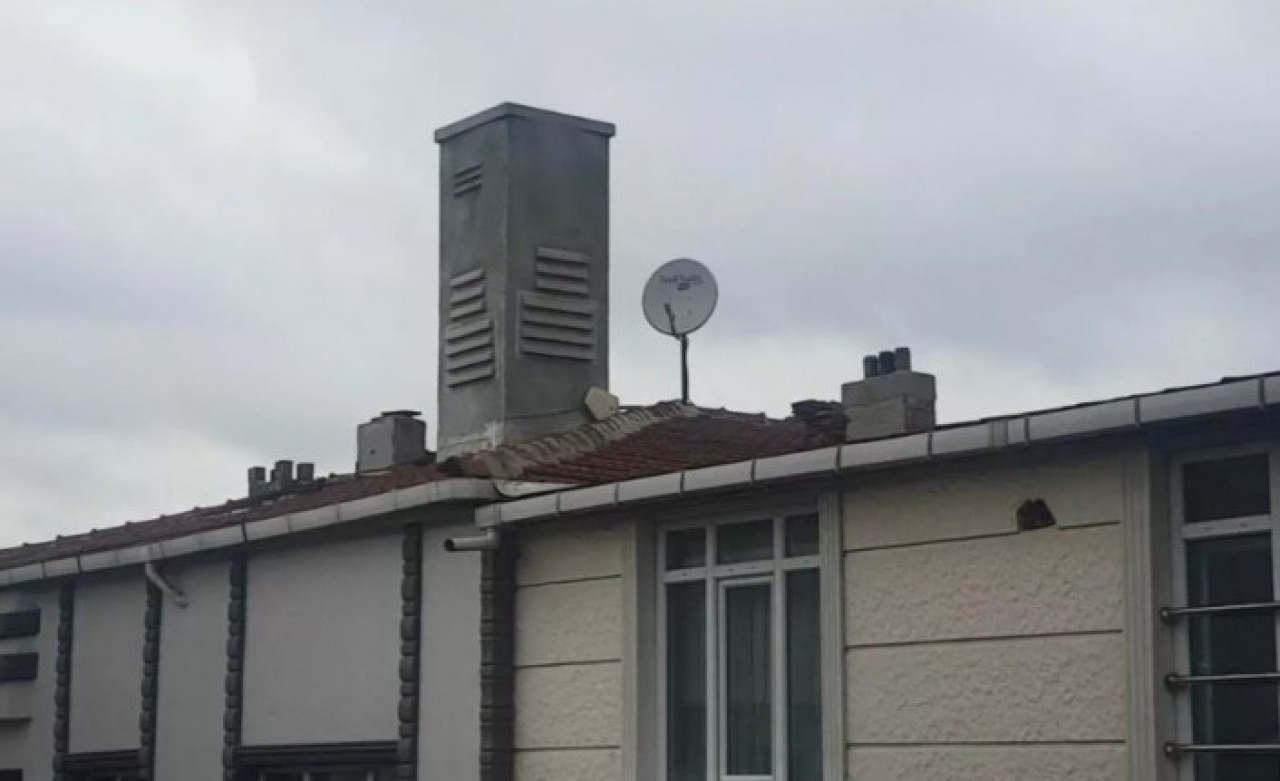 Esenyurt'ta 'baz istasyonu' kavgası