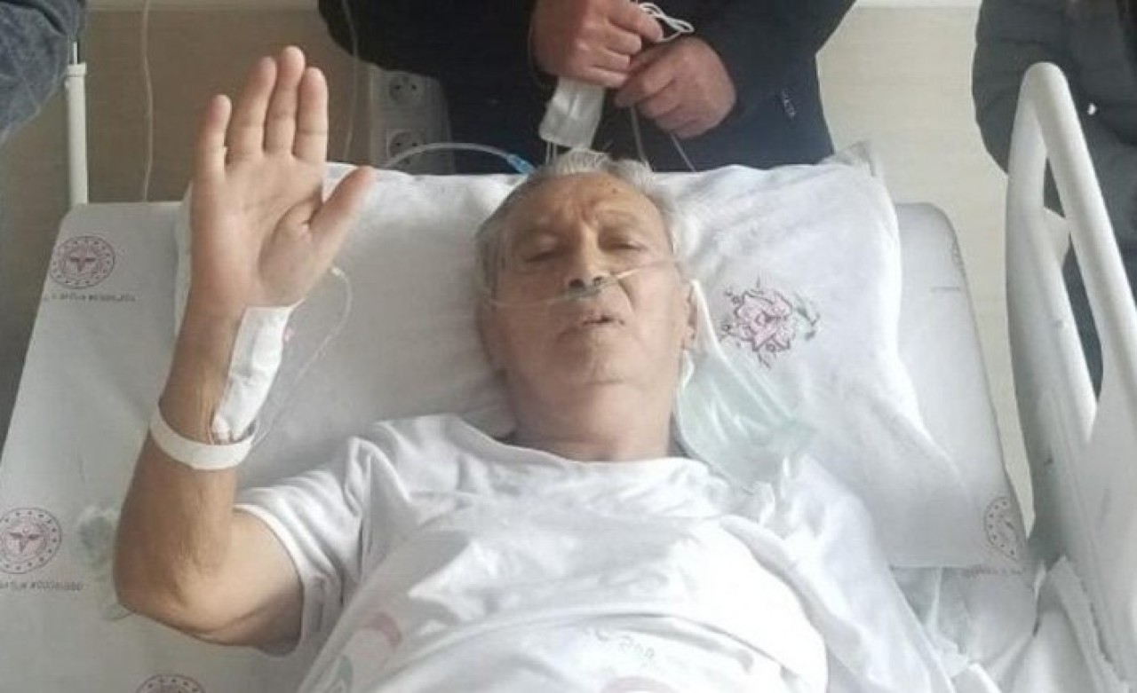 Eski vali Refik Arslan Öztürk hayatını kaybetti