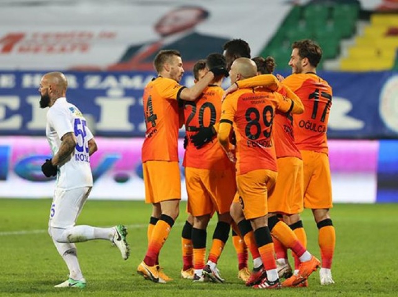 Galatasaray,  Rize'de farka koştu