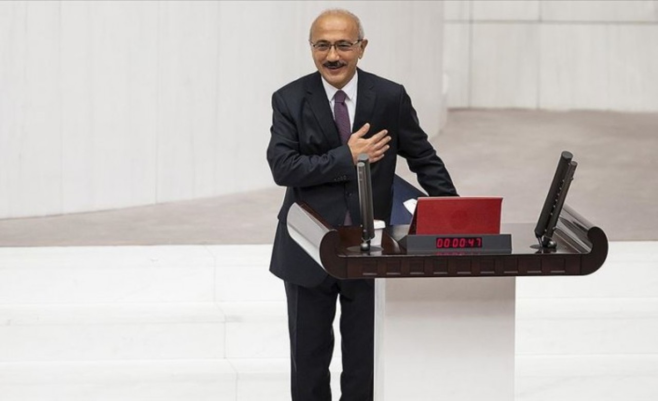 Hazine ve Maliye Bakanı Lütfi Elvan TBMM'de yemin etti ve hedefini açıkladı