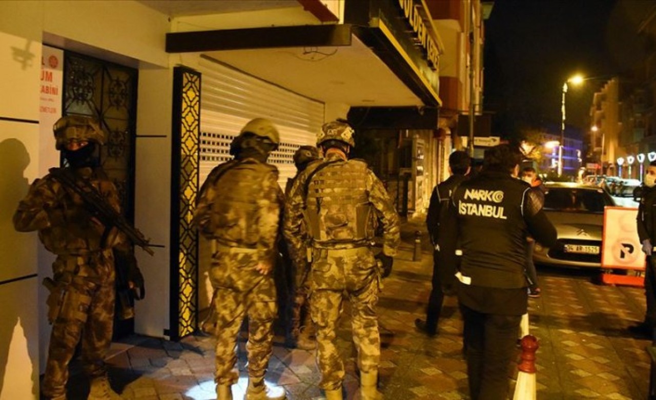 İstanbul'da operasyon: Çok sayıda şüpheli yakalandı