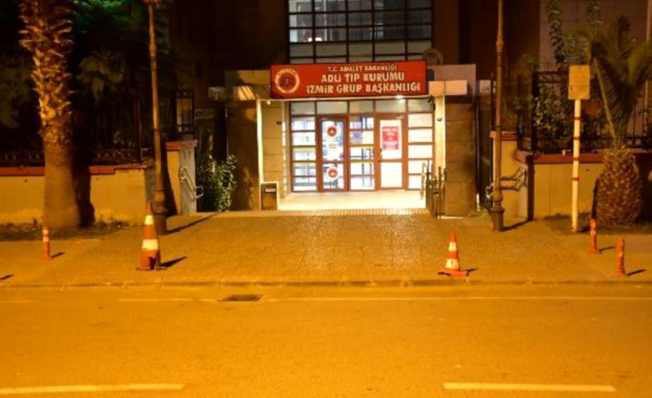 İzmir'de Erdoğan Topçu evinde ölü bulundu