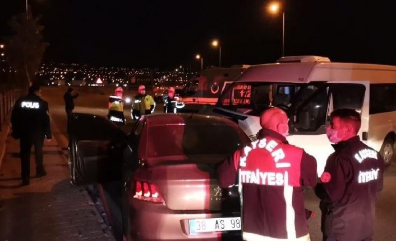 Kayseri'de  6'sı asker 8 kişi yaralandı