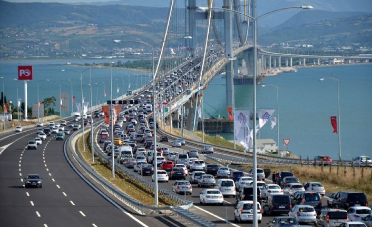 Köprülere 'gizlice' yüzde 100 zam!