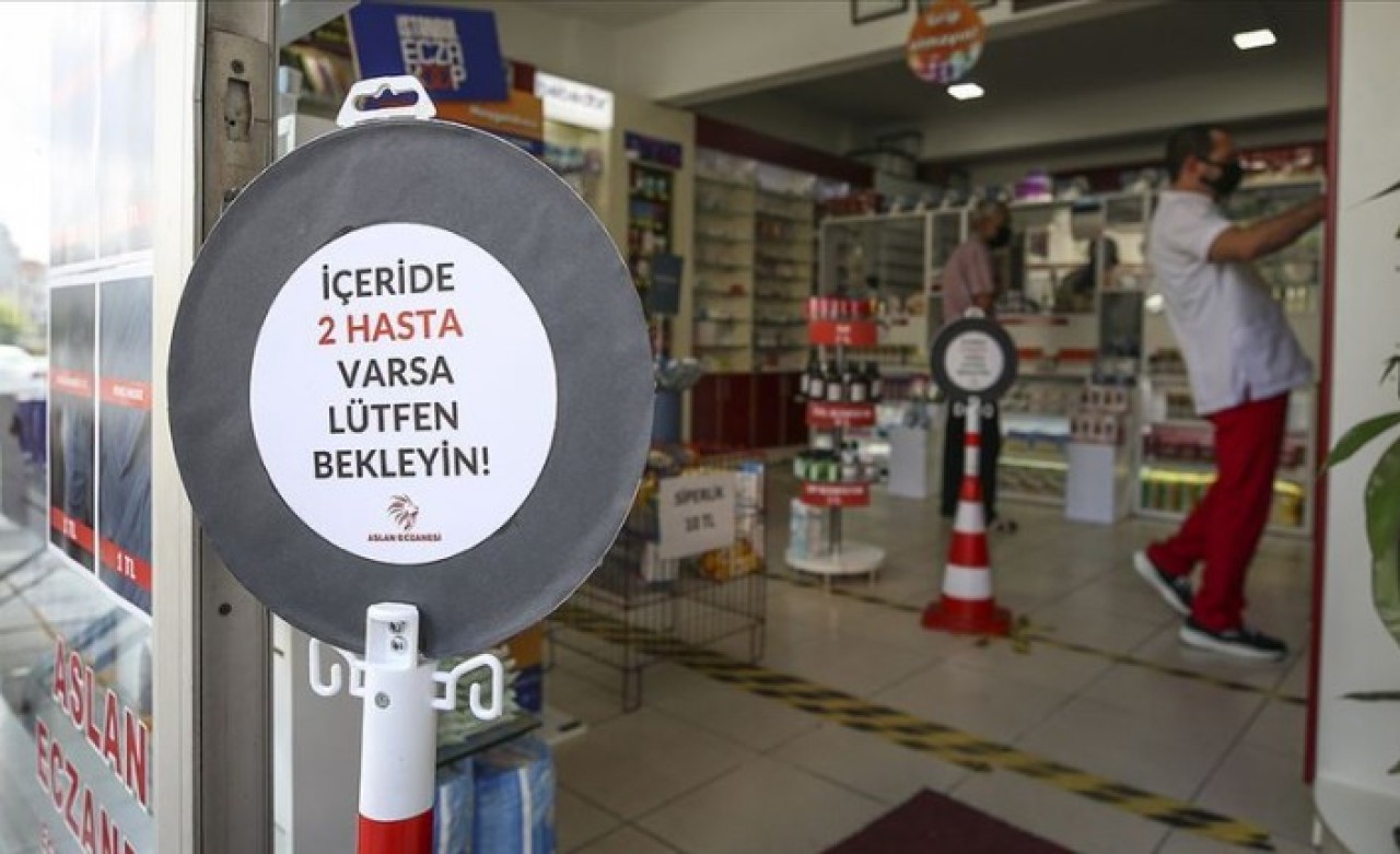 Koronavirüste sokak kısıtlamasında hangi kurum ve kuruluşlar açık kalacak,  kimler dışarı çıkabilecek?