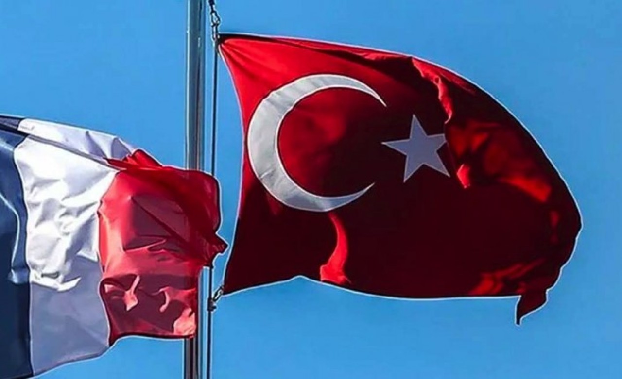 Fransa,  ülkedeki Ülkü Ocakları'nı kapatıyor!