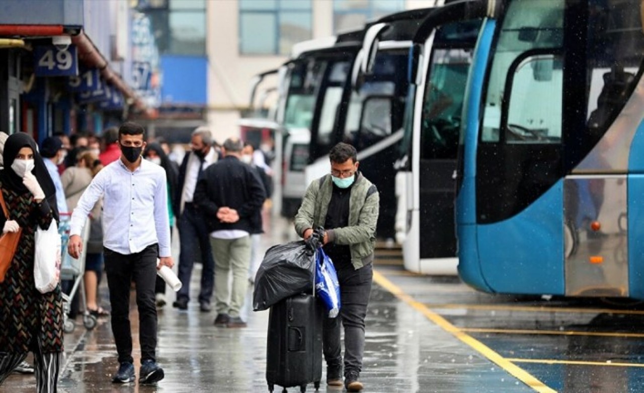 Seyahat yasağı ile ilgili flaş açıklama: 3 ile dikkat!