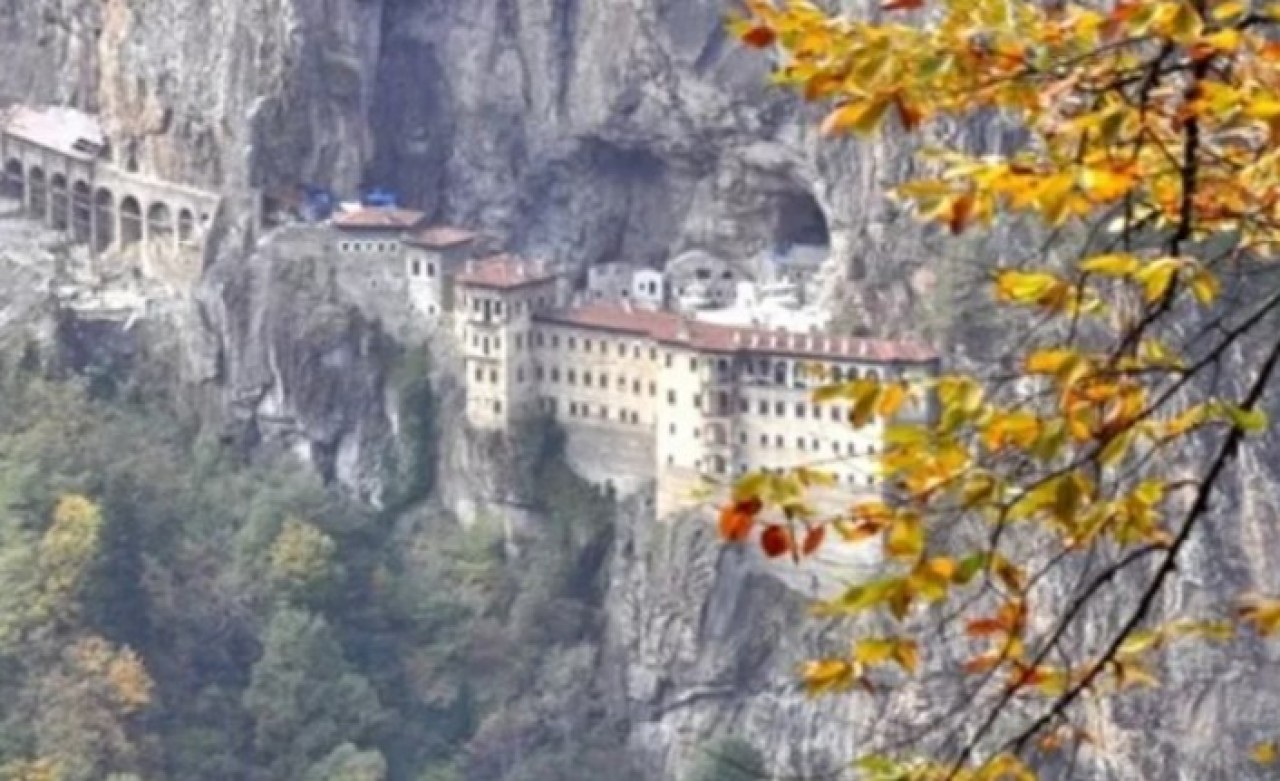 Sümela Manastırı ziyarete yeniden kapatıldı