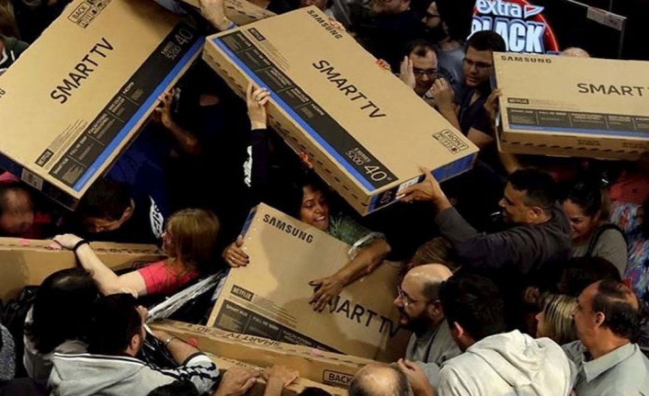 Ticaret Bakanlığı'ndan 'Efsane Cuma' indirimlerine soruşturma!