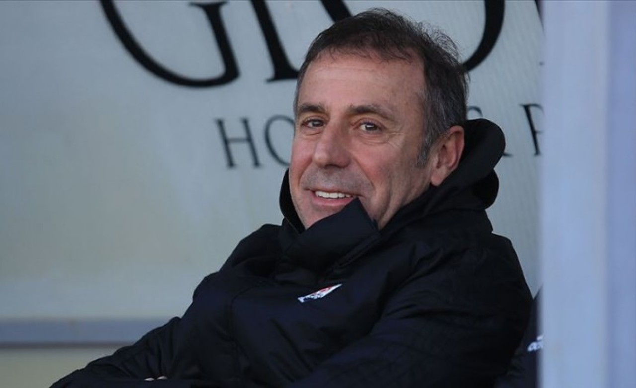 Trabzonspor,  teknik direktör Abdullah Avcı ile anlaştı
