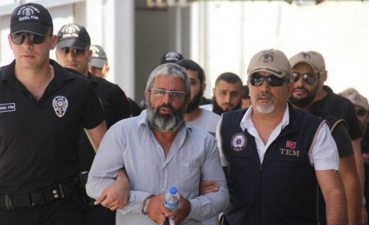 Türkiye emiri Mahmut Özden yakalandı,  terör örgütü IŞİD çözüldü