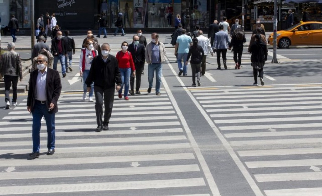 65 yaş üstü ve 20 yaş altına bir yasak daha 