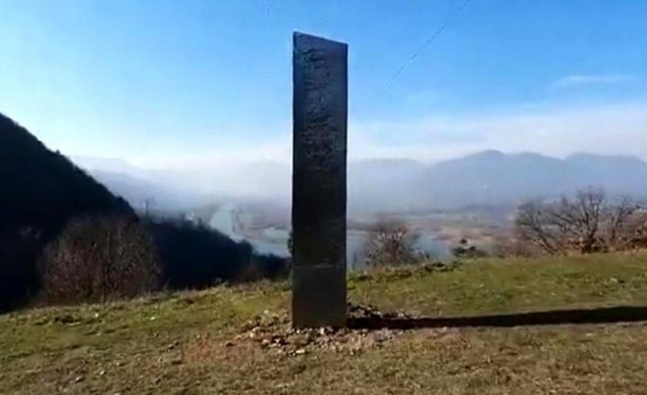 ABD'yi karıştıran gizemli metal bloğun bir benzeri bu kez Romanya'da ortaya çıktı