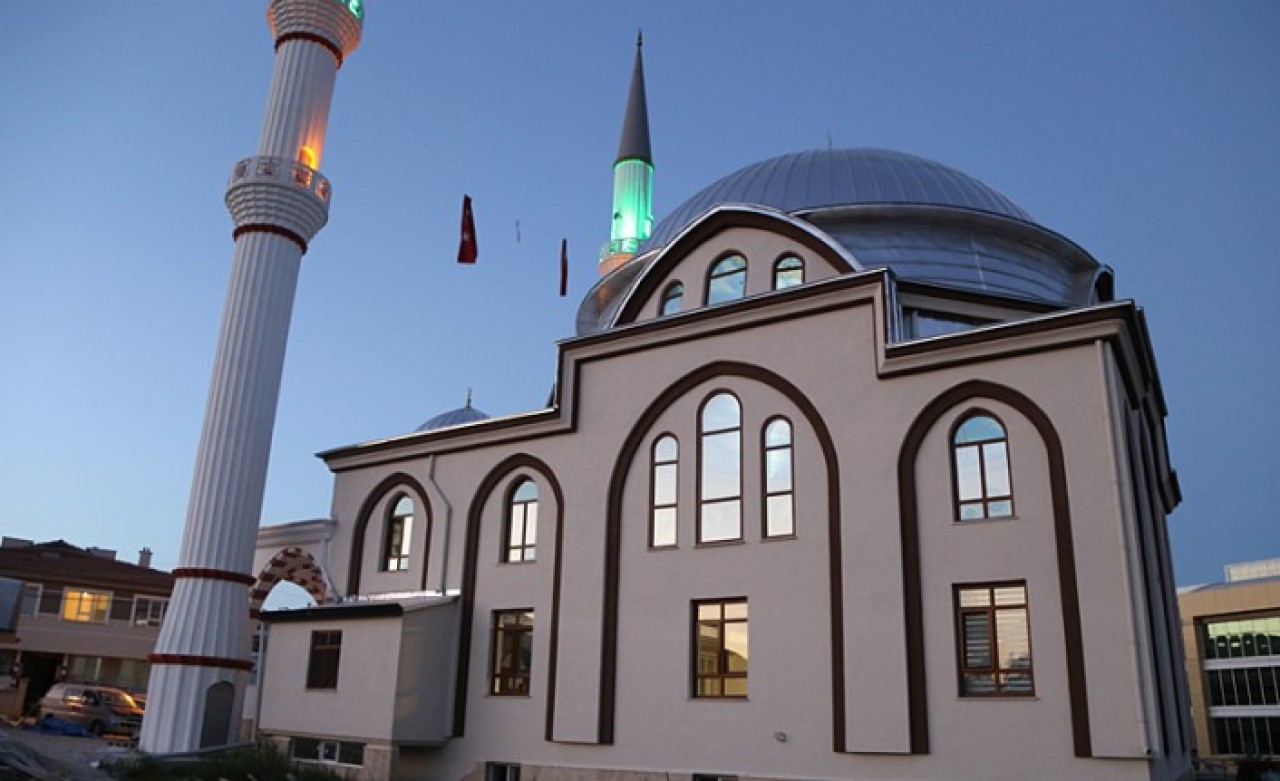 Almanya'da camiye ırkçı içerikli tehdit mektubu gönderildi