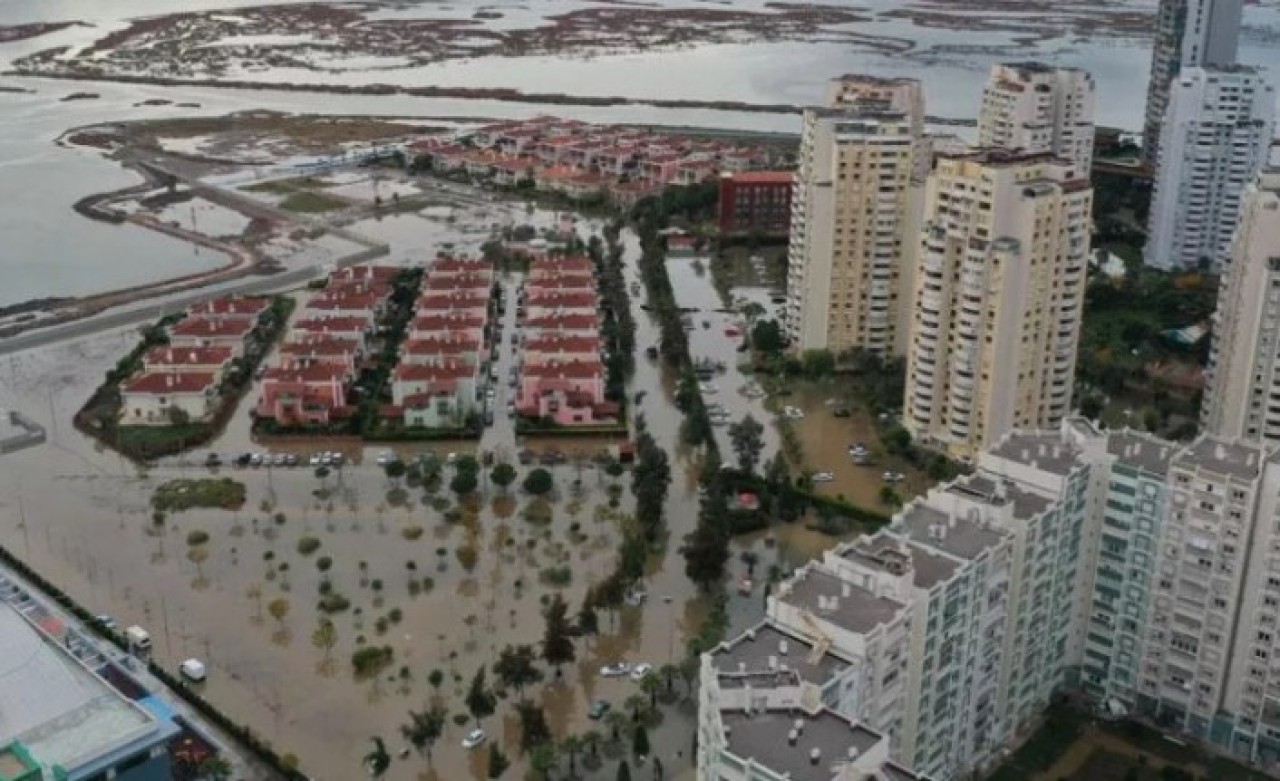 Antalya ve İzmir'de alarm: Risk devam ediyor!