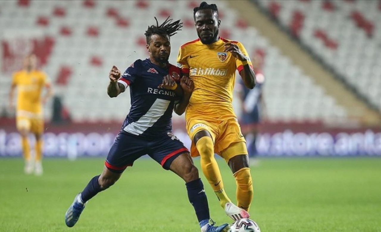 Antalyaspor-Kayserispor: 2 gol ve VAR'a isyan!