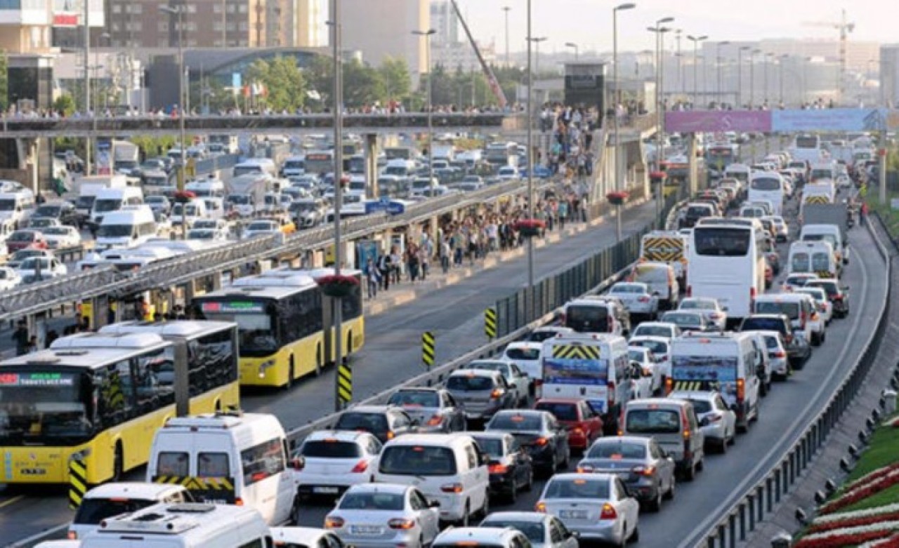 Aracı olan herkesi ilgilendiriyor! İşte il il 2021'de geçerli olacak trafik sigortası ücretleri