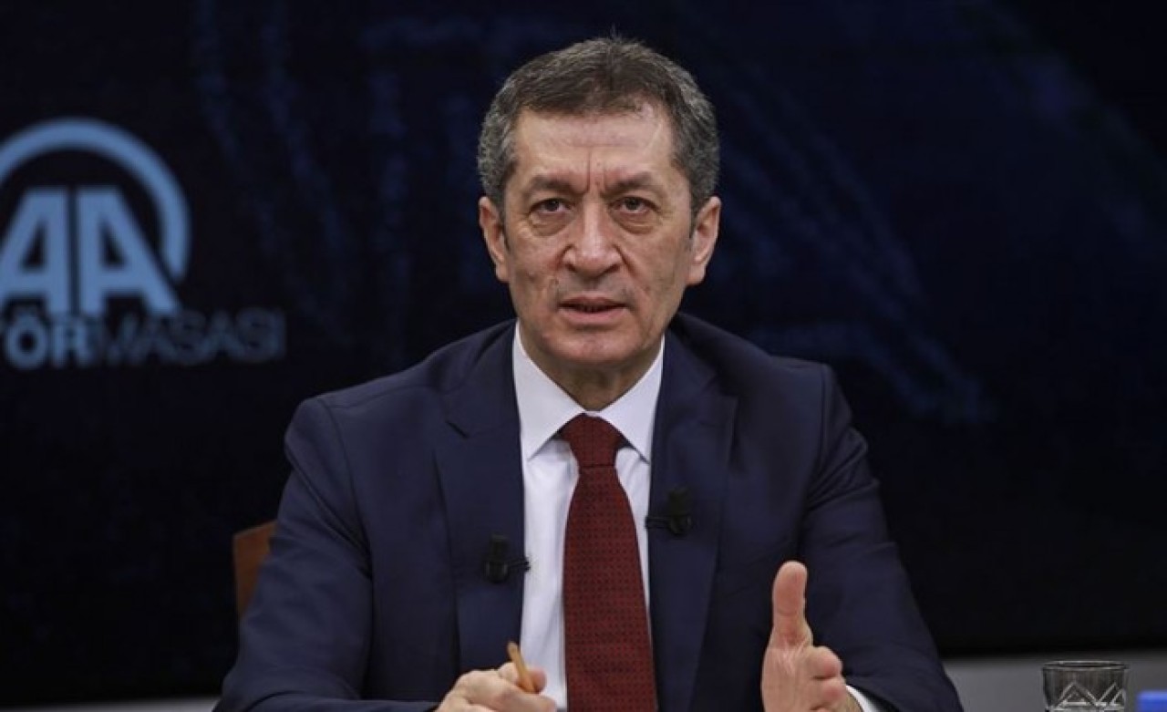 Bakan Selçuk'tan yüz yüze eğitim ve sınavlarla ilgili açıklama