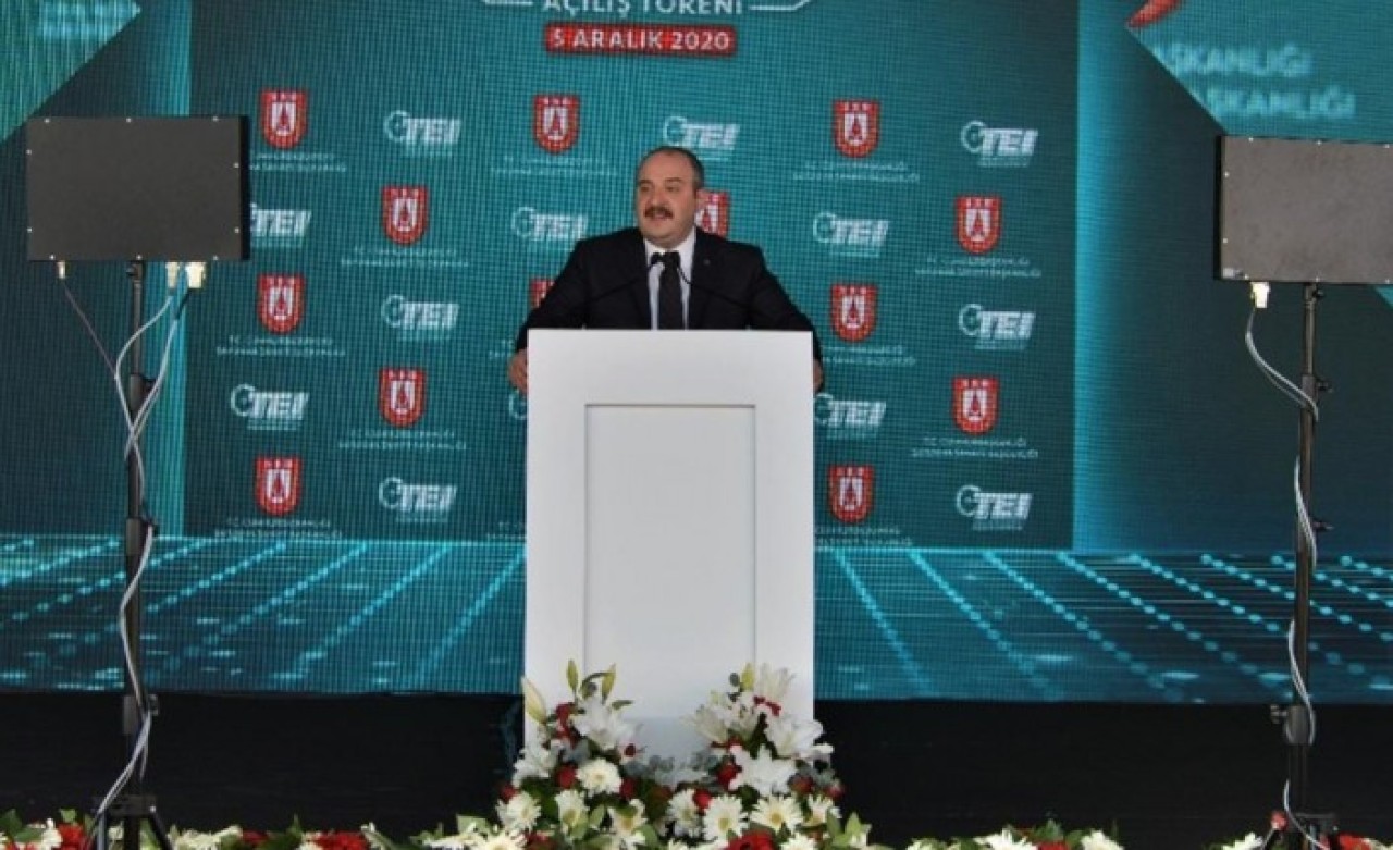 Bakan Varank: Gaz türbinli motor teknolojisine sahip 7 ülkeden biriyiz