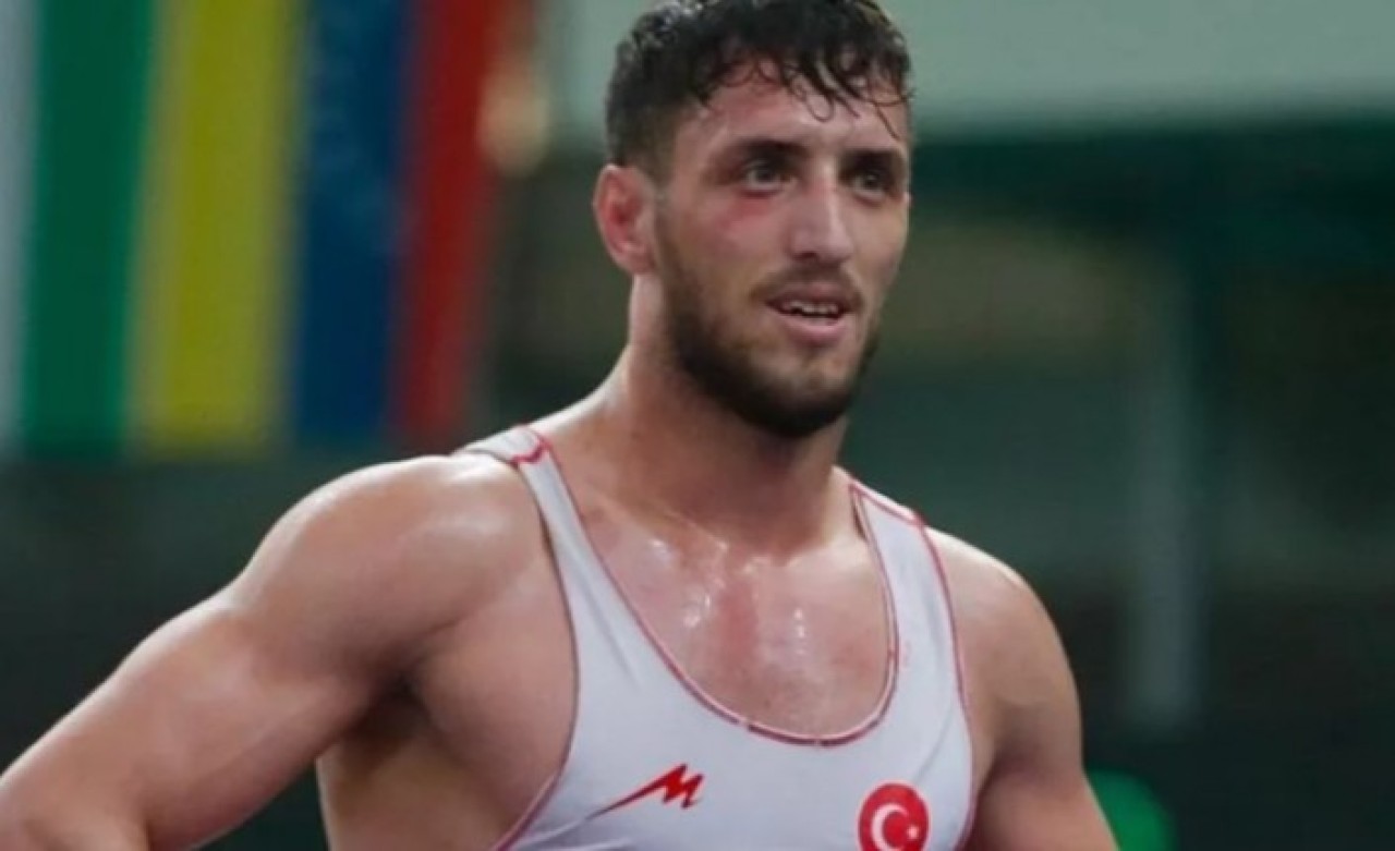 Bireysel Güreş Dünya Şampiyonası'nda Haydar Yavuz,  dünya ikincisi oldu