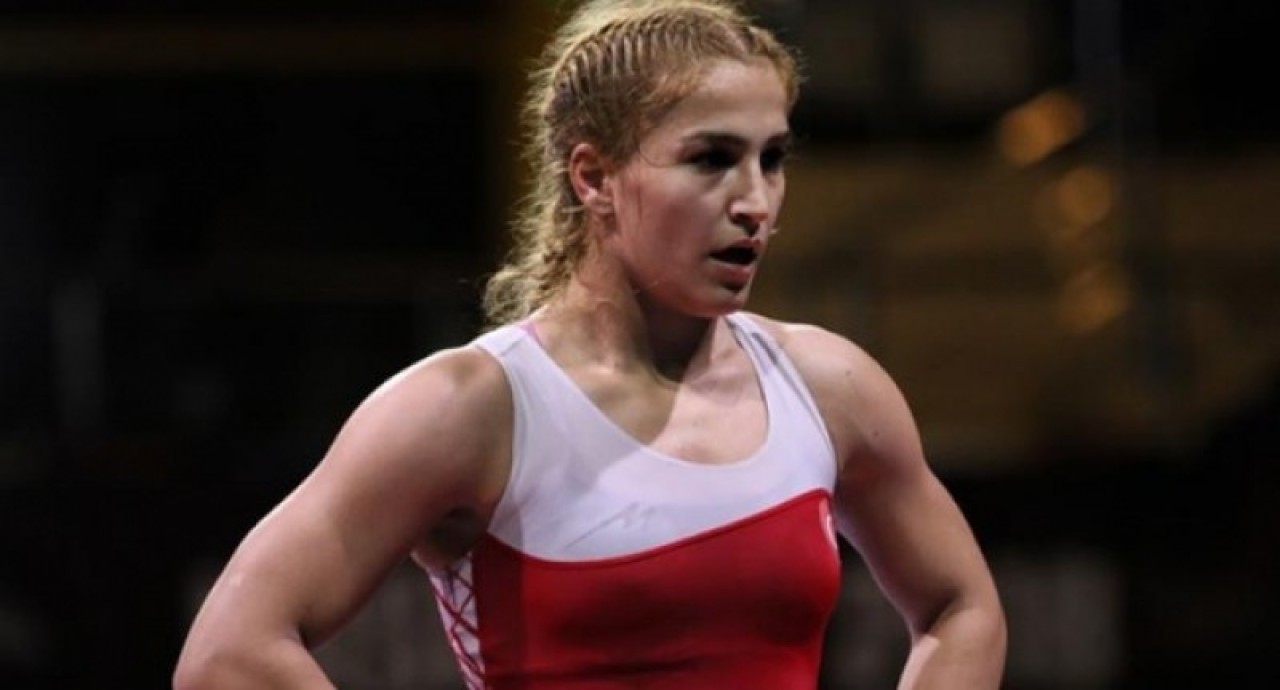 Buse Tosun gümüş madalya kazandı