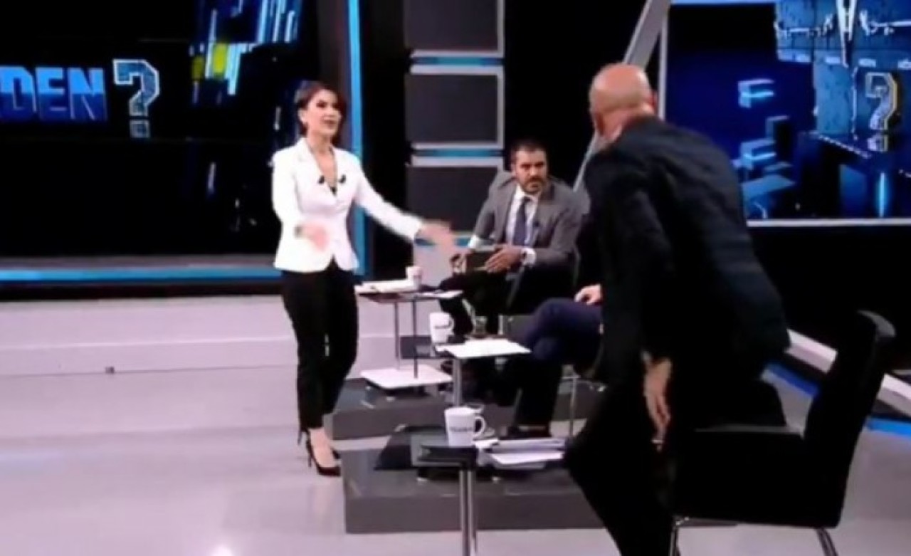 Canlı yayında büyük tartışma: Konuklar birbirinin üstüne yürüdü,  programa ara verildi