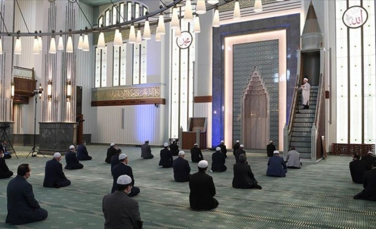Diyanet'ten 'Cuma namazı' açıklaması