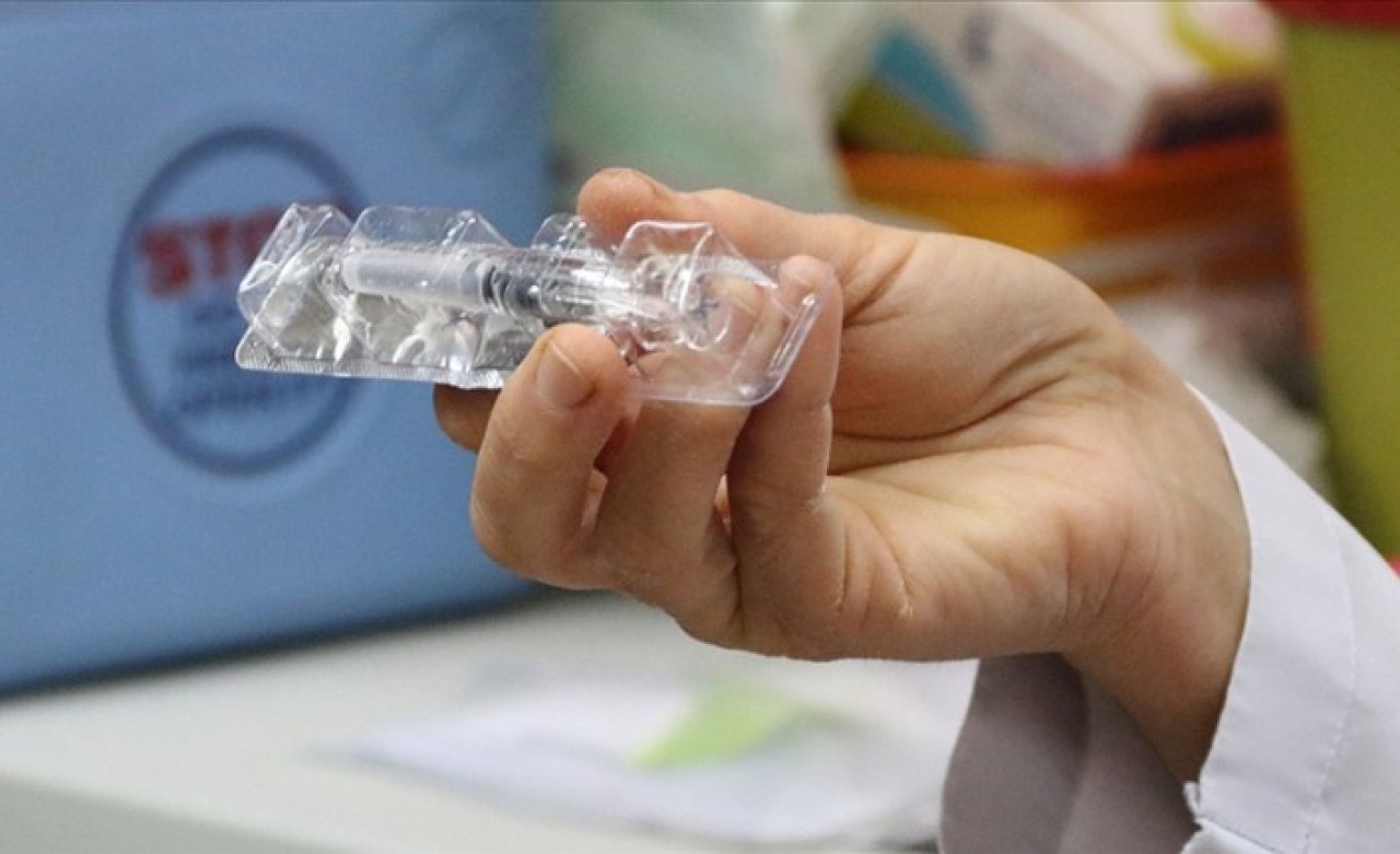 Endonezya,  Çin’den Kovid-19 aşısının ilk sevkiyatını teslim aldı