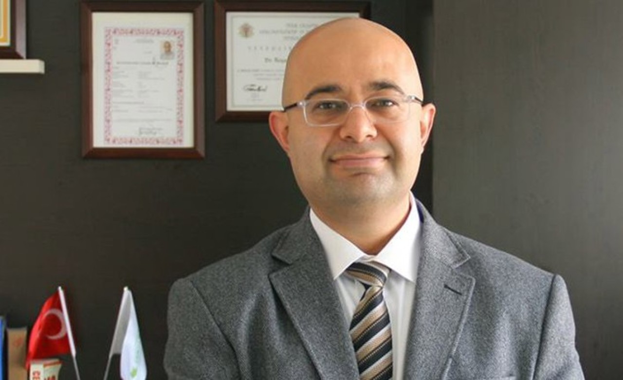 Erkeklerde Meme Büyümesi Nasıl Tedavi Edilir?