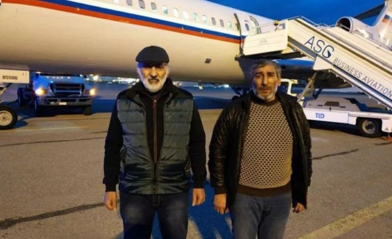 Ermenistan'ın esir aldığı iki Azerbaycanlı esaretten kurtarıldı