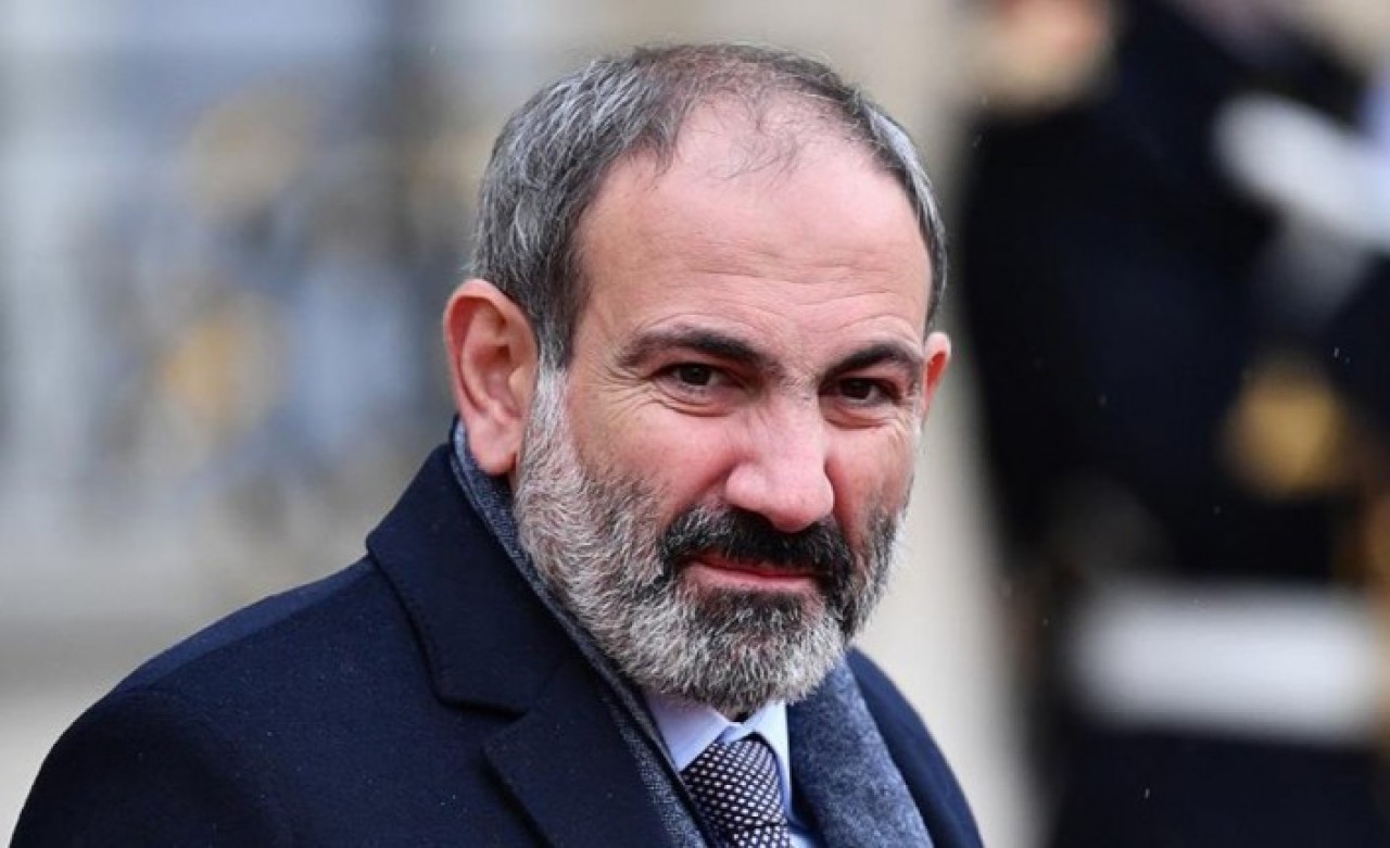 Ermenistan’da öfke bitmek bilmiyor! Paşinyan’a iki gün süre verdiler