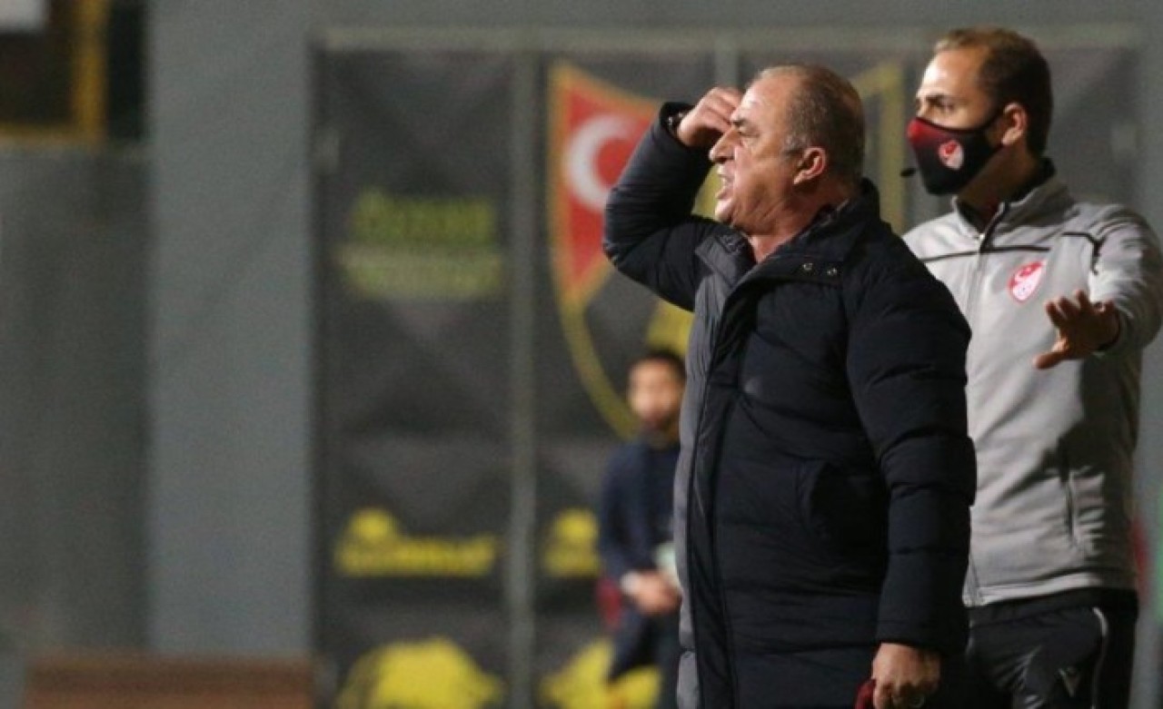 Fatih Terim'den bakın neden kırmızı kart görmüş: İşte hakeme söyledikleri