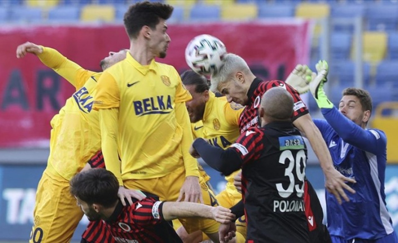 Gençlerbirliği - Ankaragücü: Başkent derbisinde 2 gol