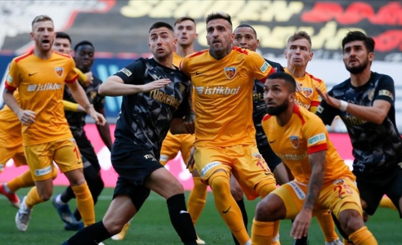 Göztepe - Kayserispor: Son 17 dakikada 2 gol