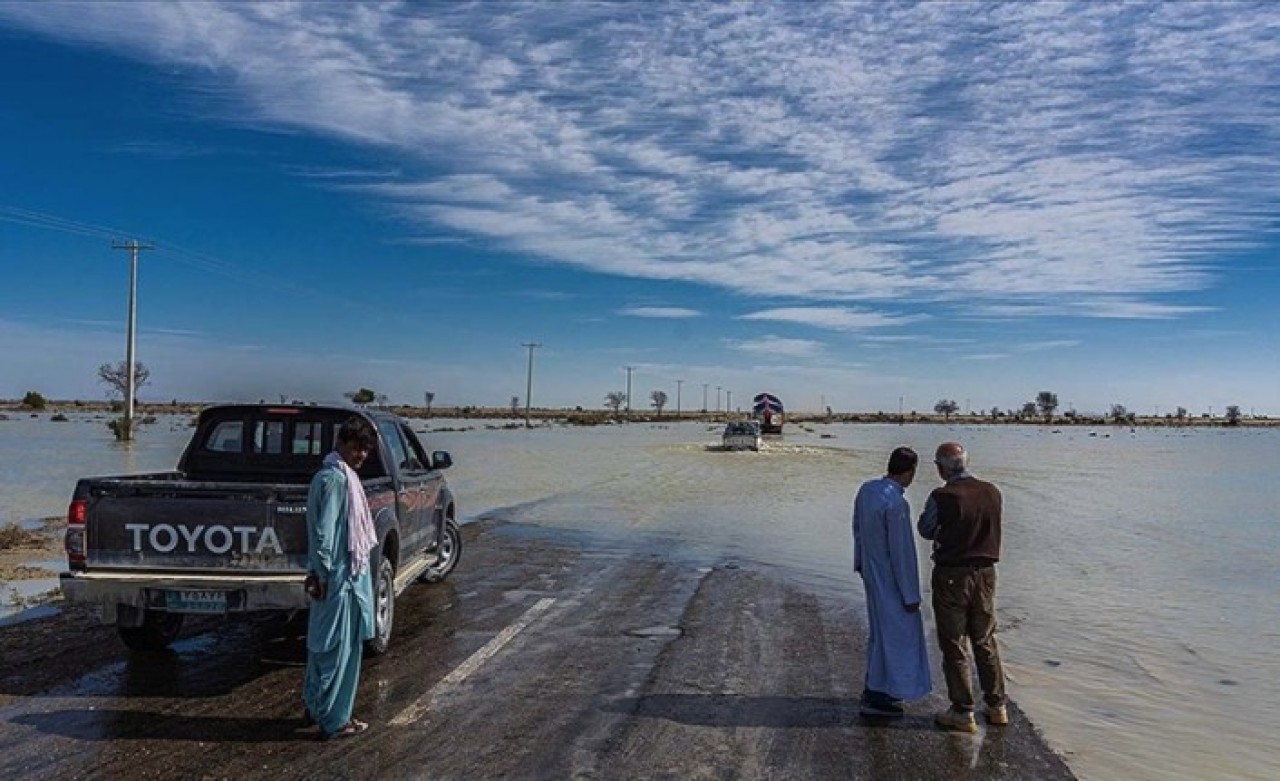 İran'ın güneyinde meydana gelen sel felaketinde ölü sayısı 7'ye yükseldi