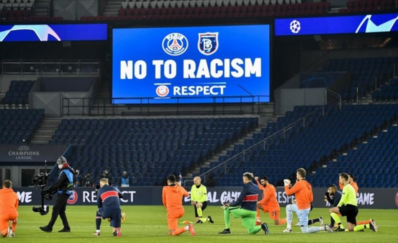 Irkçılık kaybetti,  futbol kazandı: Paris Saint Germain Başakşehir maçında gol yağmuru