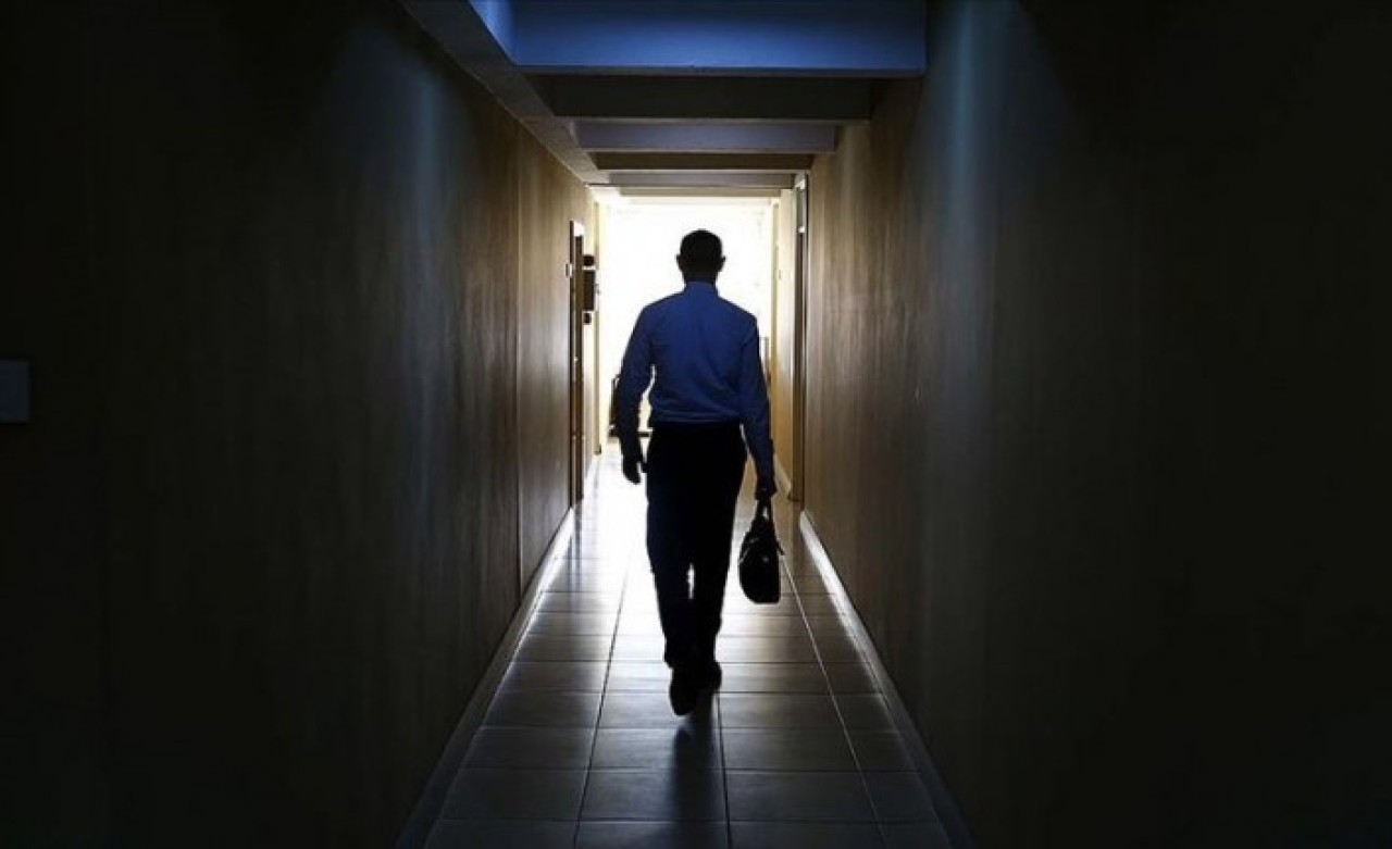 İzmir'de mesai saatlerine koronavirüs ayarı