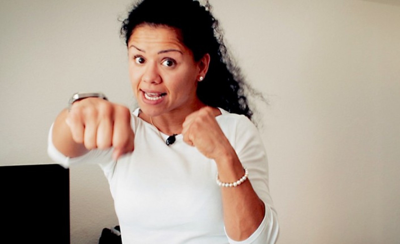 Kadın boksör kocasını döve döve öldürdü