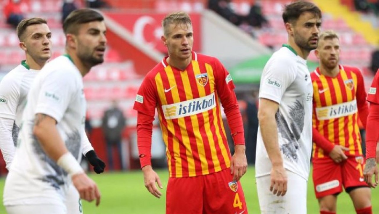 Kayserispor,  tam kazanırken Konyaspor'a yenildi