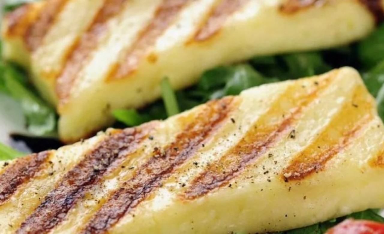 Kıbrıslı Türklerden AB'ye hellim tepkisi