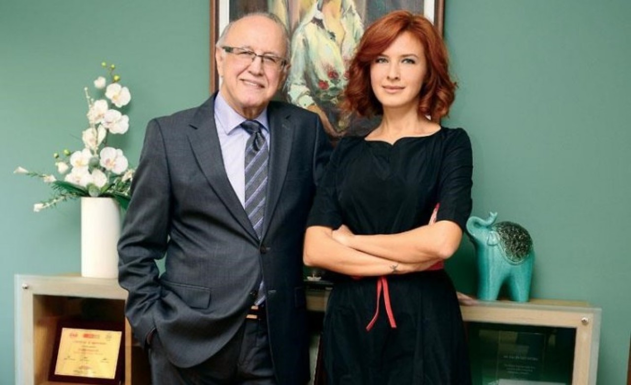 Kızı Esra Özüntürk Alev'le birlikte klinik işletiyordu: Doktor Erçin Özüntürk öldü